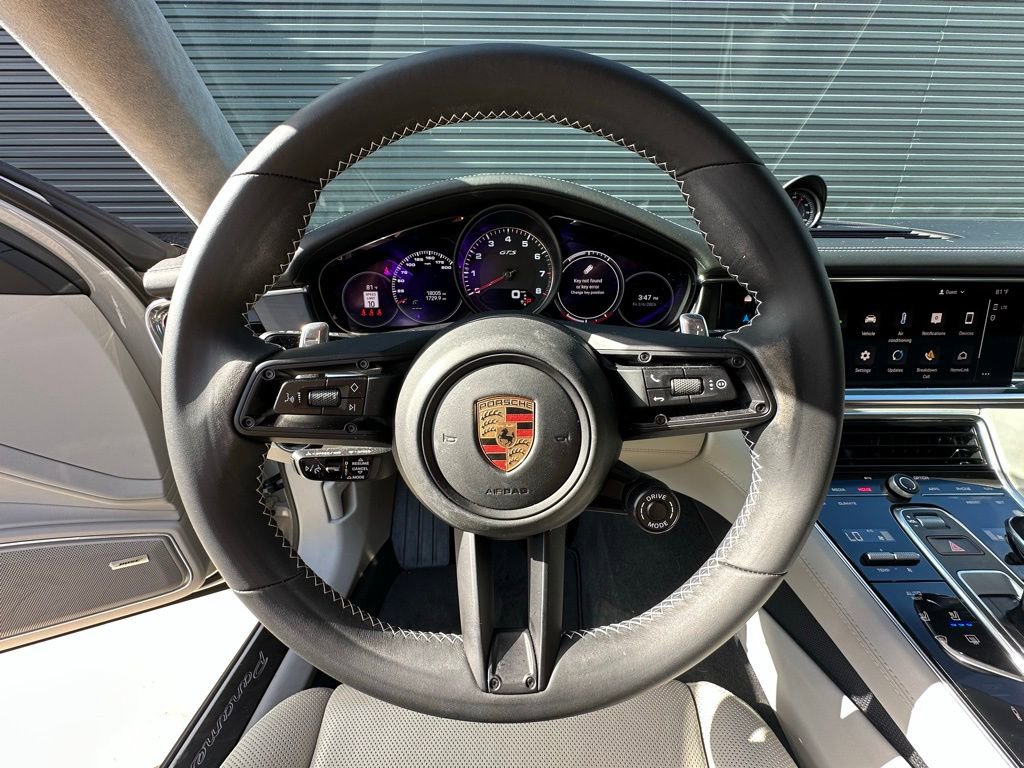 Certified 2023 Porsche Panamera GTS image 17