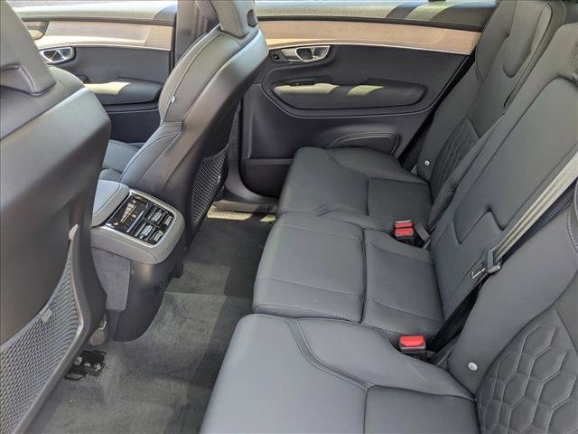 Certified 2026 Volvo XC90 B5 Plus w/ Protection Package image 18