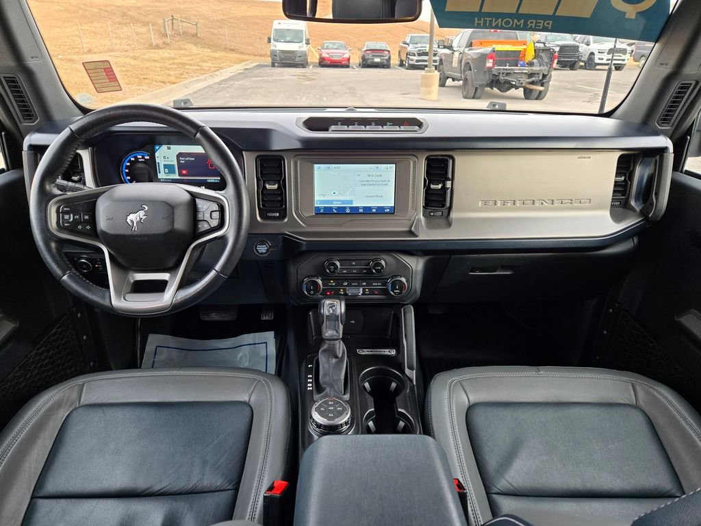 Used 2022 Ford Bronco Outer Banks w/ Sasquatch Package image 14