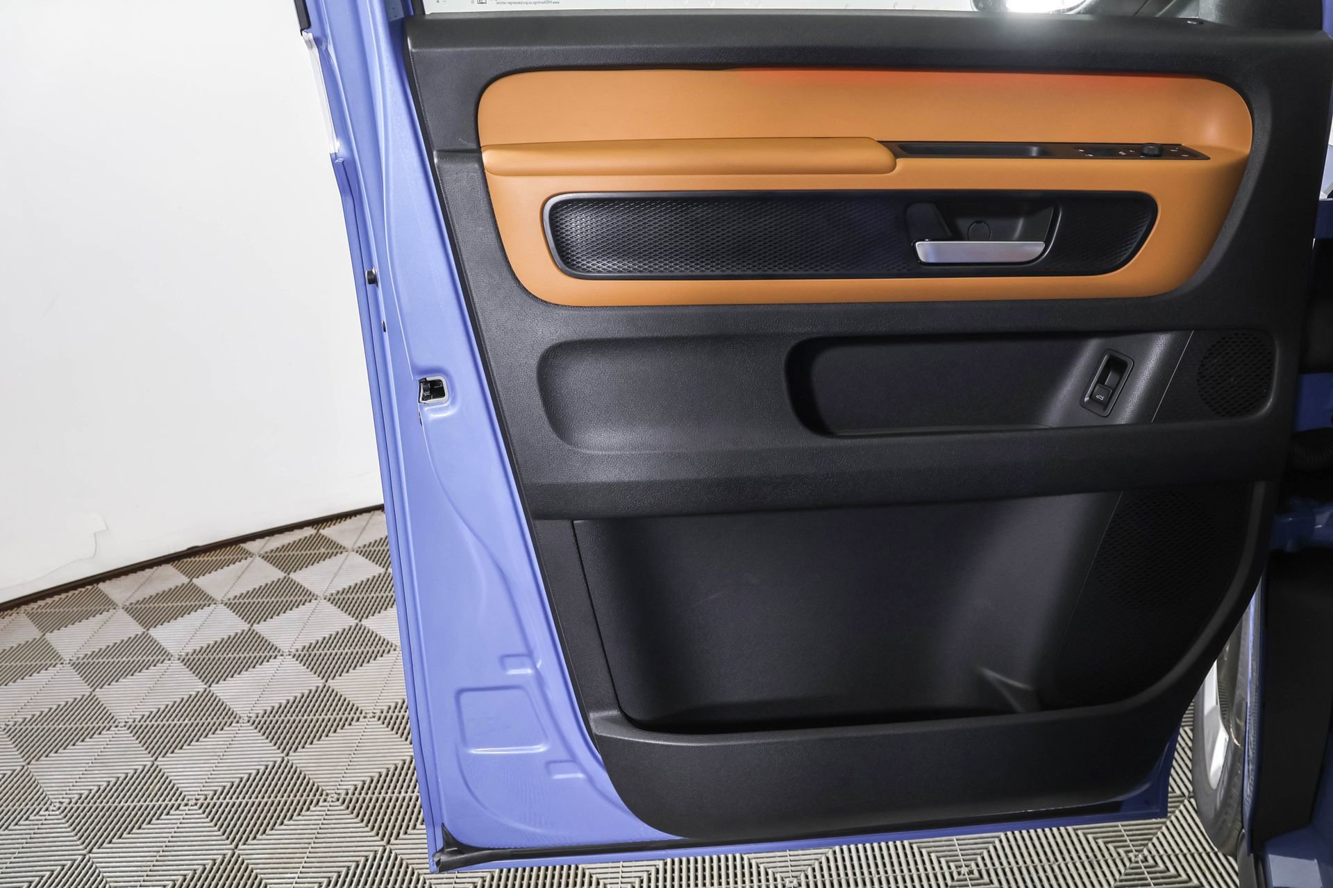 New 2025 Volkswagen ID. Buzz Pro S Plus image 33