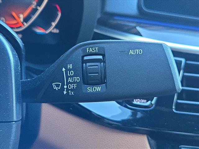 Used 2023 BMW 530i w/ Premium Package RWD image 16