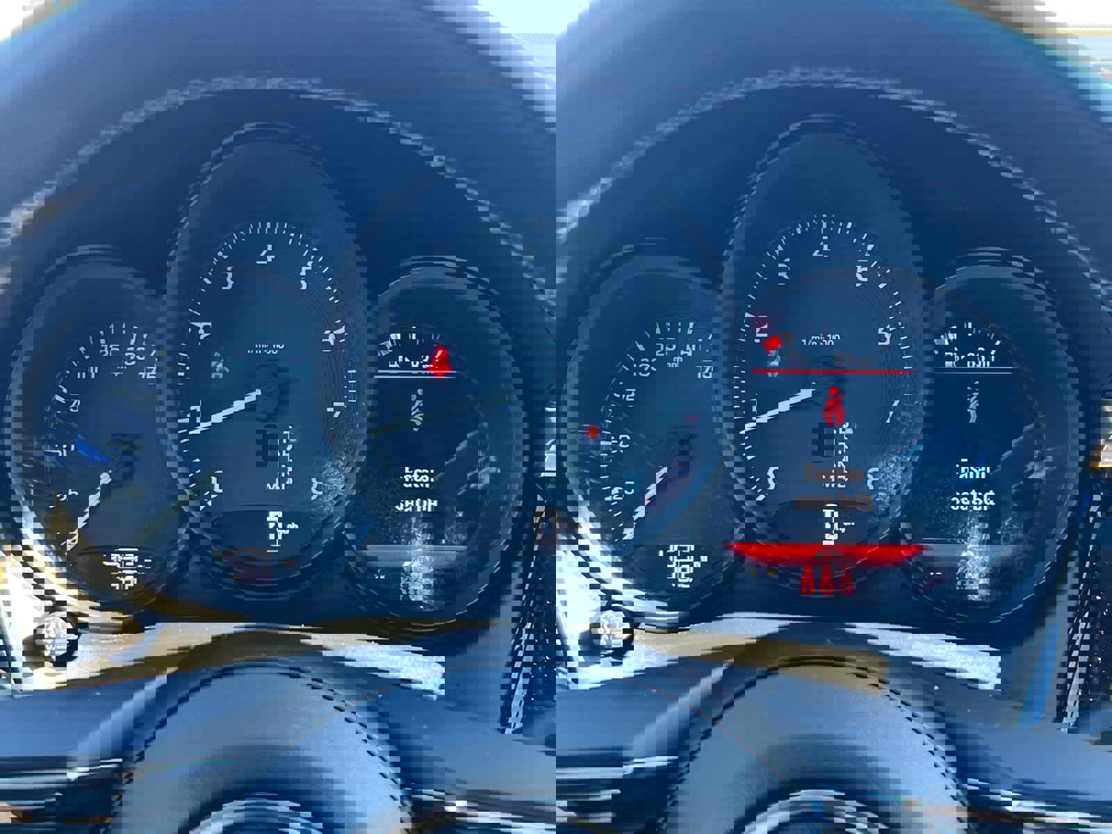 Used 2025 Porsche Macan image 17