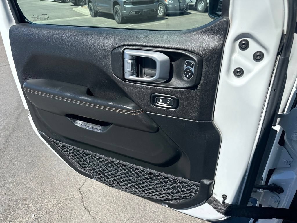 Used 2020 Jeep Gladiator Mojave AWD/4WD image 24