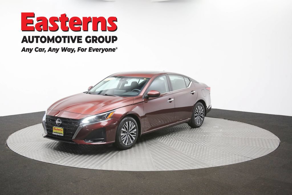 Used 2023 Nissan Altima 2.5 SV w/ SV Premium Package FWD image 60