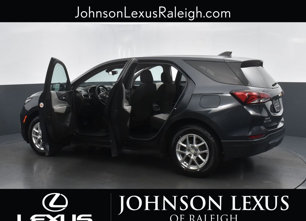 Used 2022 Chevrolet Equinox LT image 32