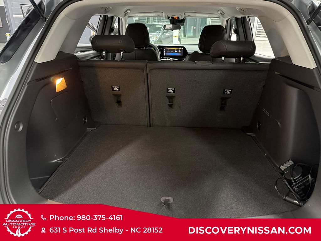 Used 2024 Chevrolet TrailBlazer LT w/ Driver Confidence Package FWD image 34