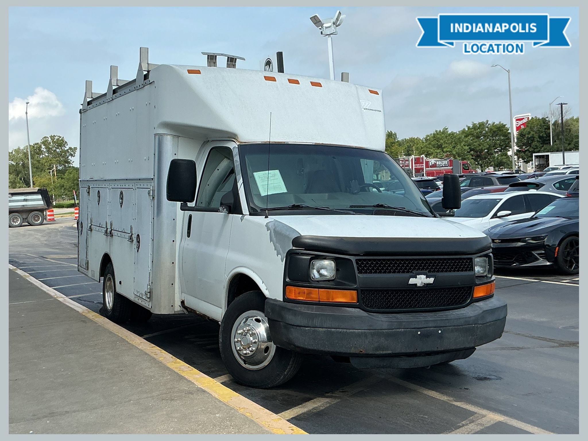 Used 2005 Chevrolet Express 3500 RWD image 1