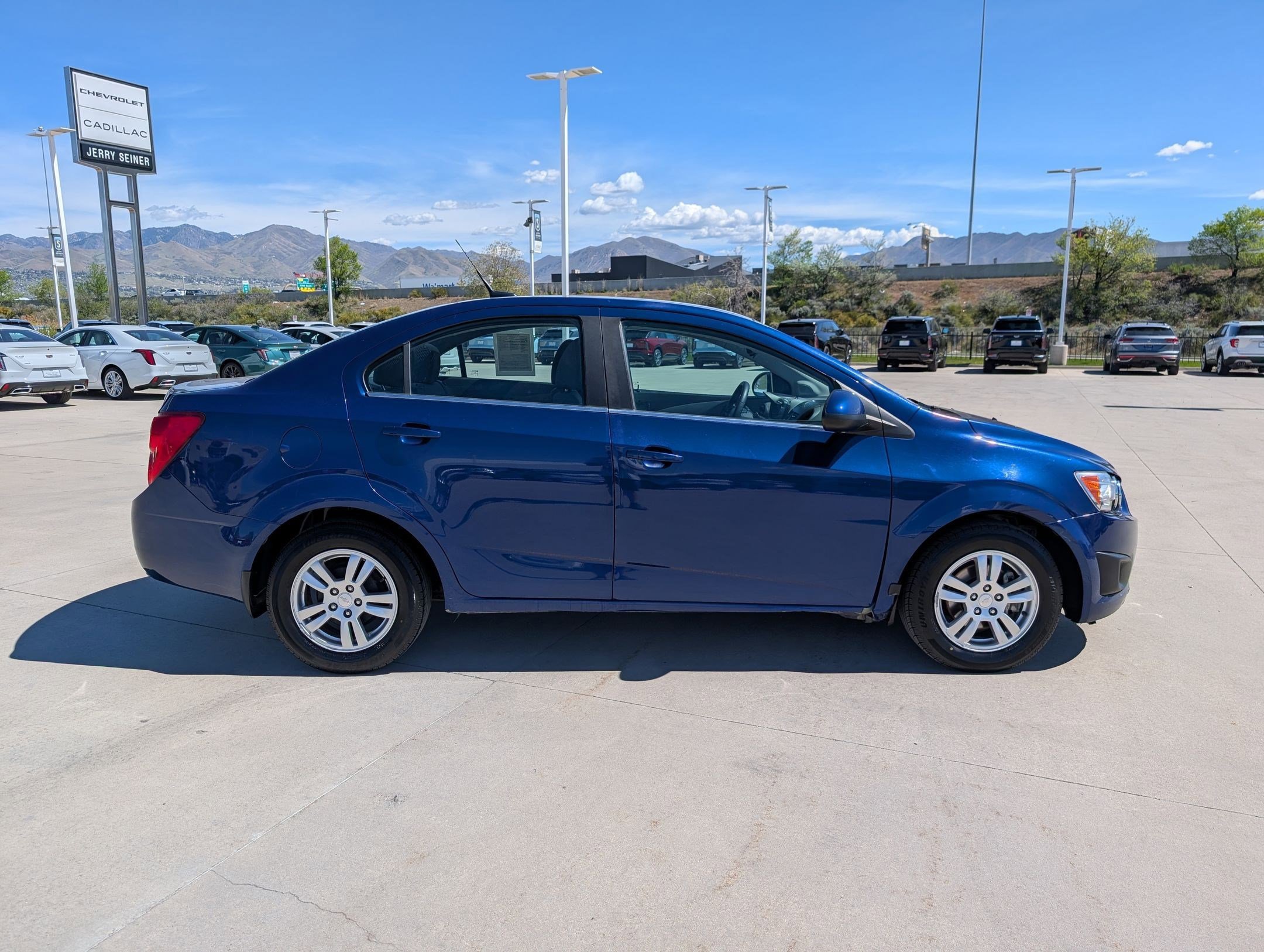 Used 2013 Chevrolet Sonic LT image 6