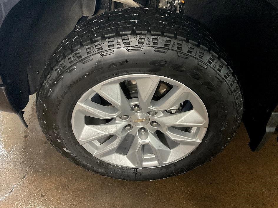 Used 2022 Chevrolet Silverado 1500 Custom image 14