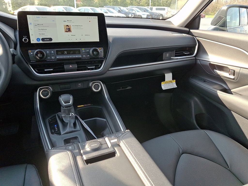 New 2026 Toyota Grand Highlander XLE image 12