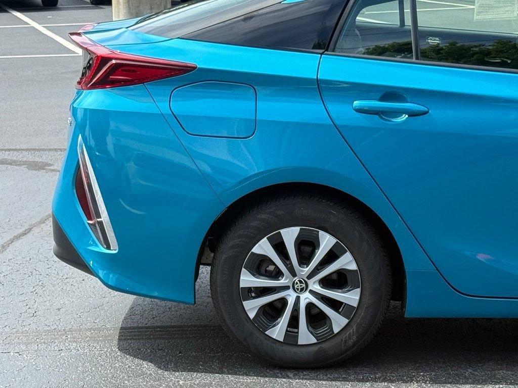 Used 2020 Toyota Prius Prime XLE FWD image 9