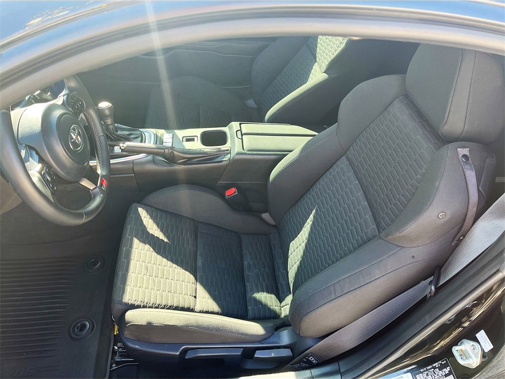 Used 2024 Toyota GR86 Base image 20
