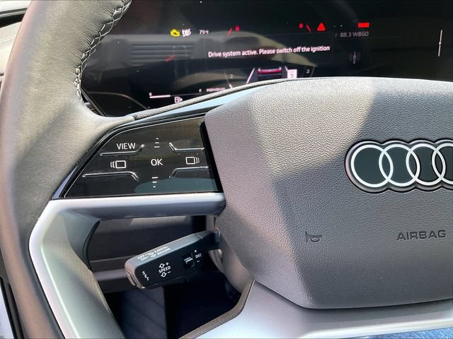Certified 2025 Audi Q5 Premium w/ Convenience Package AWD/4WD image 15