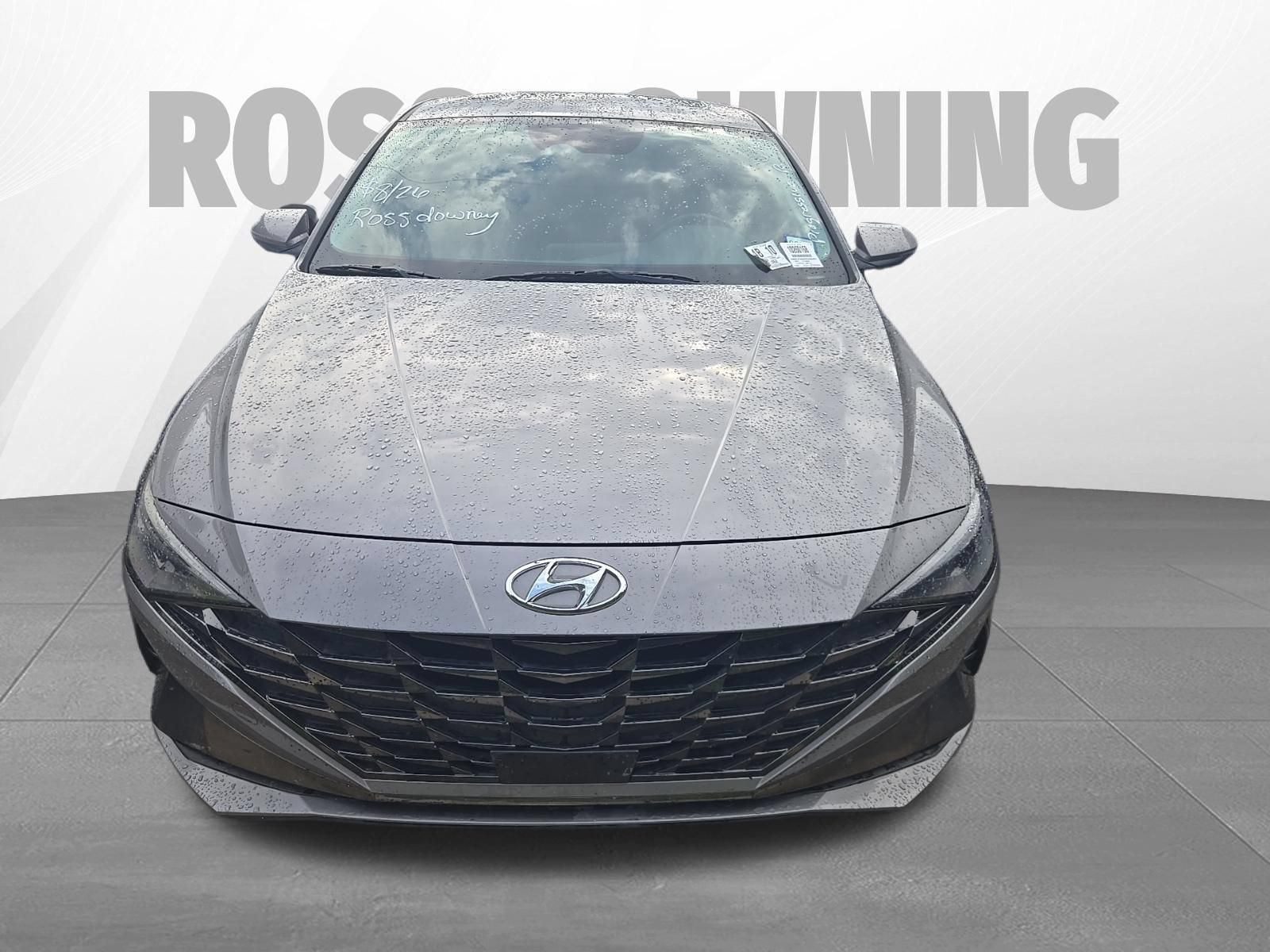 Used 2023 Hyundai Elantra Limited FWD image 2