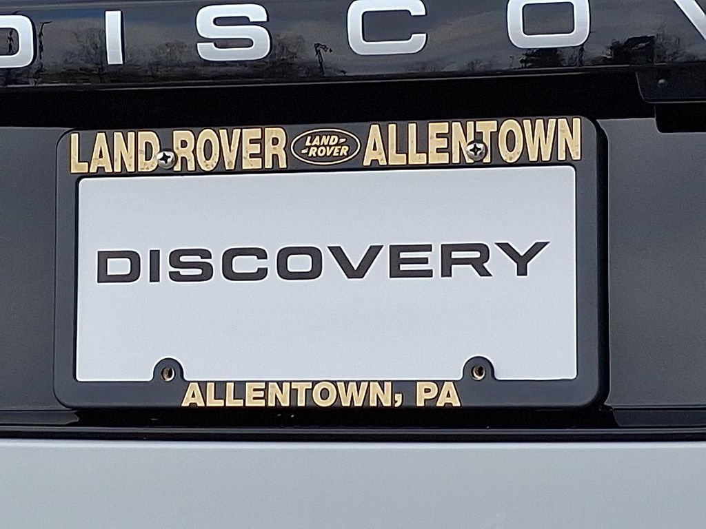 New 2026 Land Rover Discovery S AWD/4WD image 18