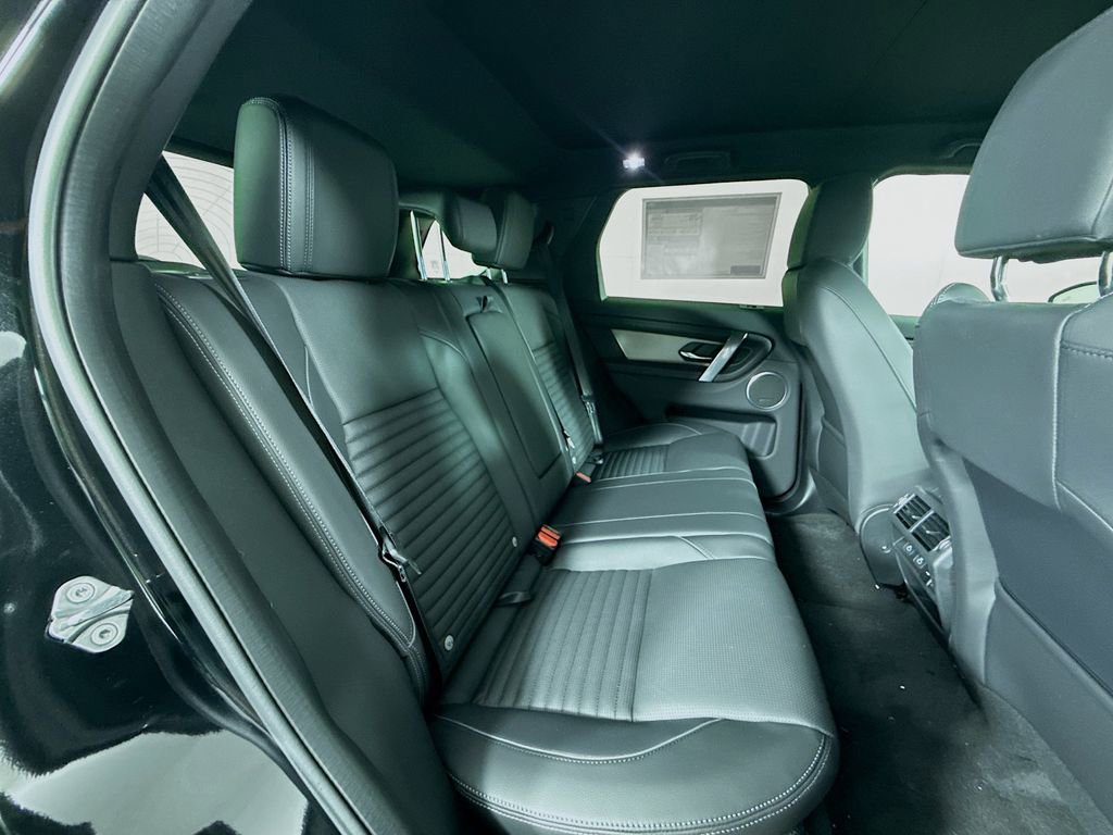 New 2026 Land Rover Discovery Sport Landmark image 28