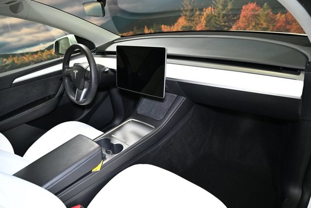 Used 2023 Tesla Model Y Long Range AWD/4WD image 61
