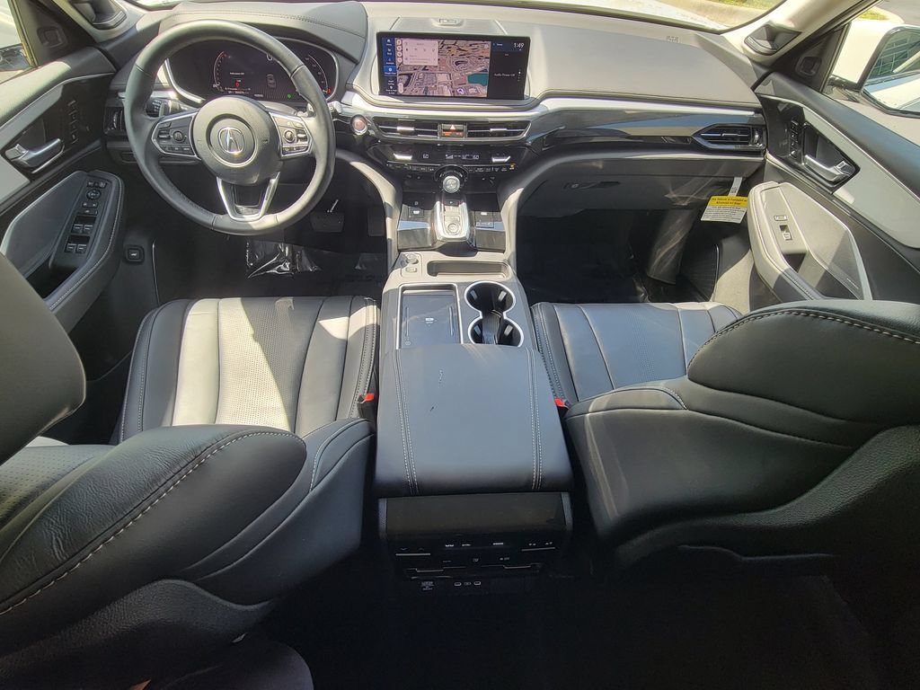 Certified 2026 Acura MDX w/ Technology Package FWD image 16