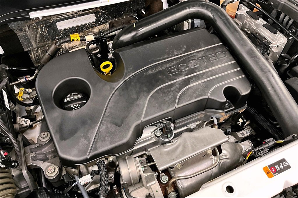 Used 2023 Chevrolet Equinox LT w/ LPO, Floor Liner Package image 31