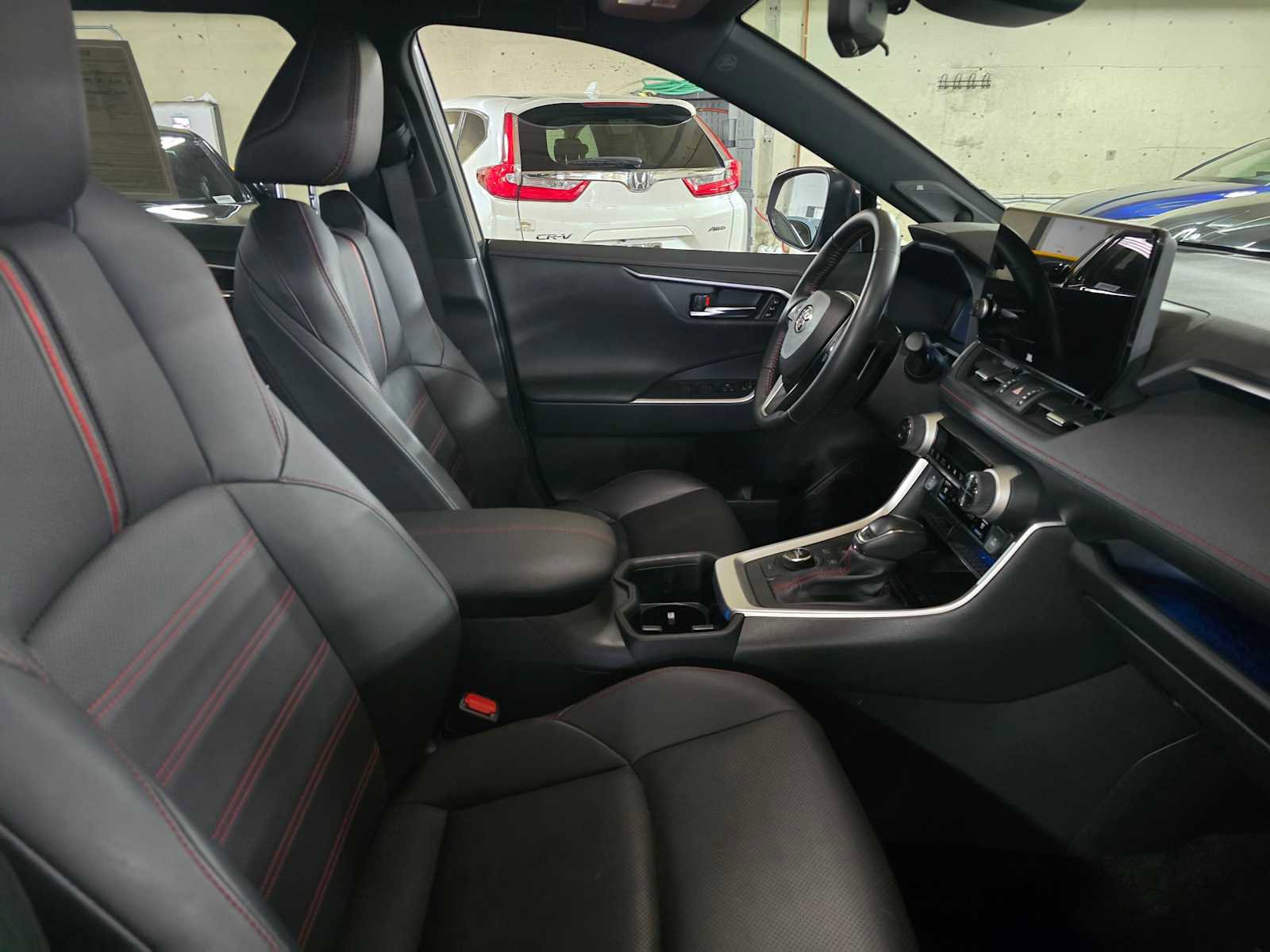 Used 2024 Toyota RAV4 XSE w/ Premium Package image 10