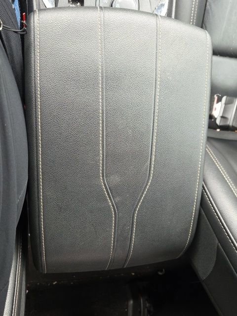 Used 2023 Chevrolet Traverse LT FWD image 40