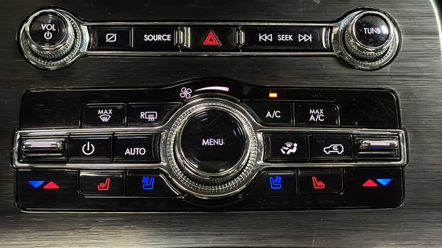 Used 2022 Lincoln Nautilus Reserve AWD/4WD image 37