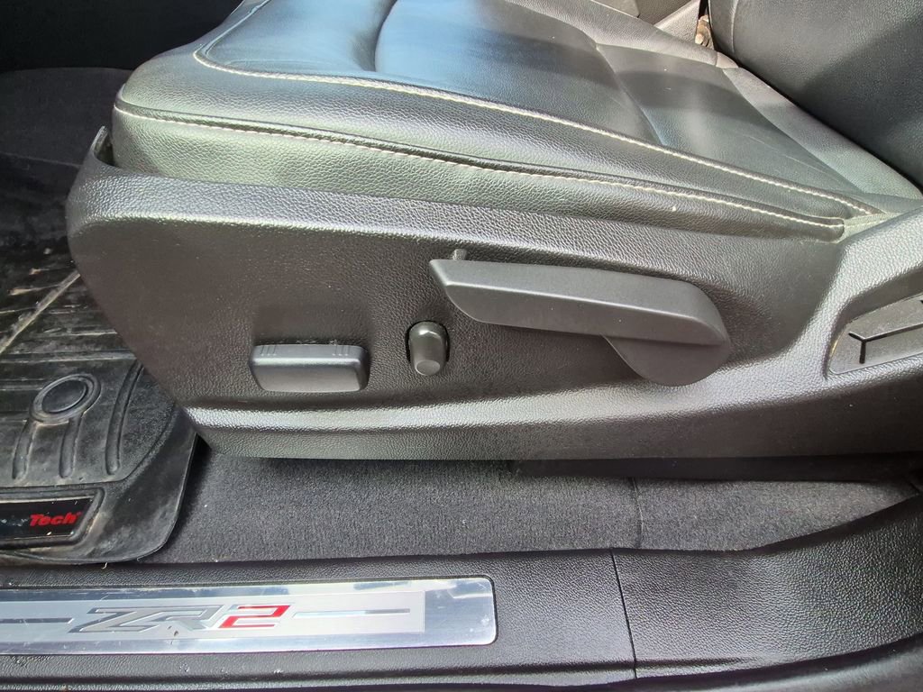 Used 2019 Chevrolet Colorado ZR2 image 19