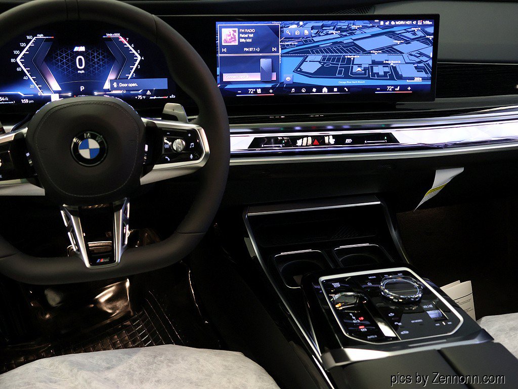 Used 2026 BMW 740i xDrive w/ Premium Package AWD/4WD image 17