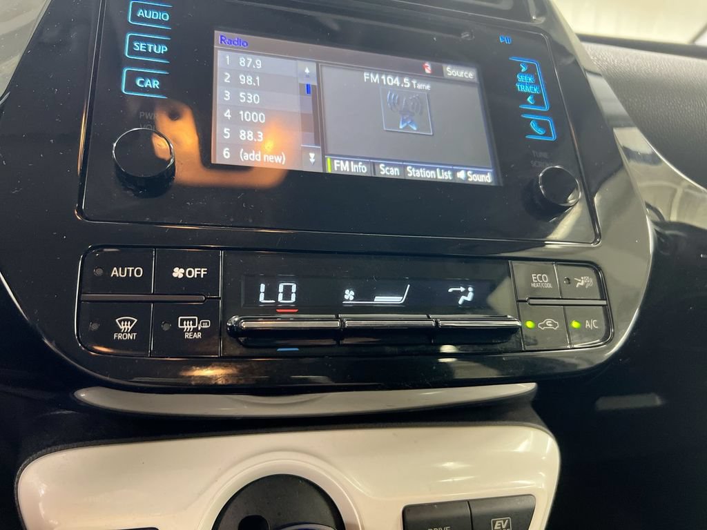 Used 2017 Toyota Prius Two FWD image 16