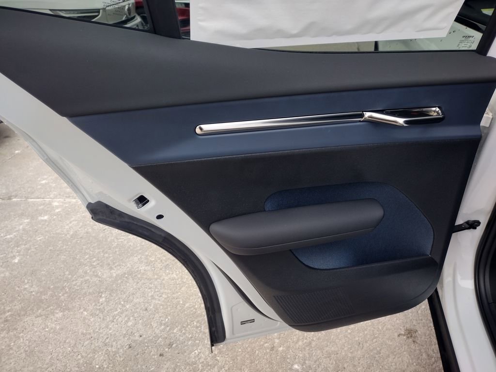 New 2025 Volvo EX30 Ultra w/ Climate Package AWD/4WD image 15