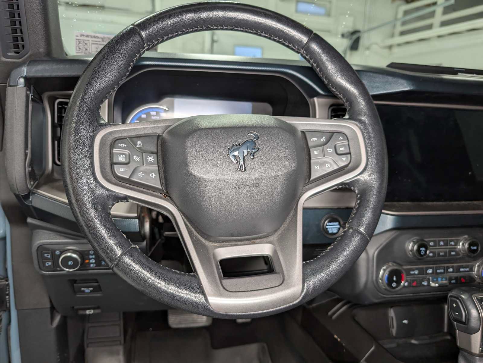 Used 2022 Ford Bronco Outer Banks AWD/4WD image 37