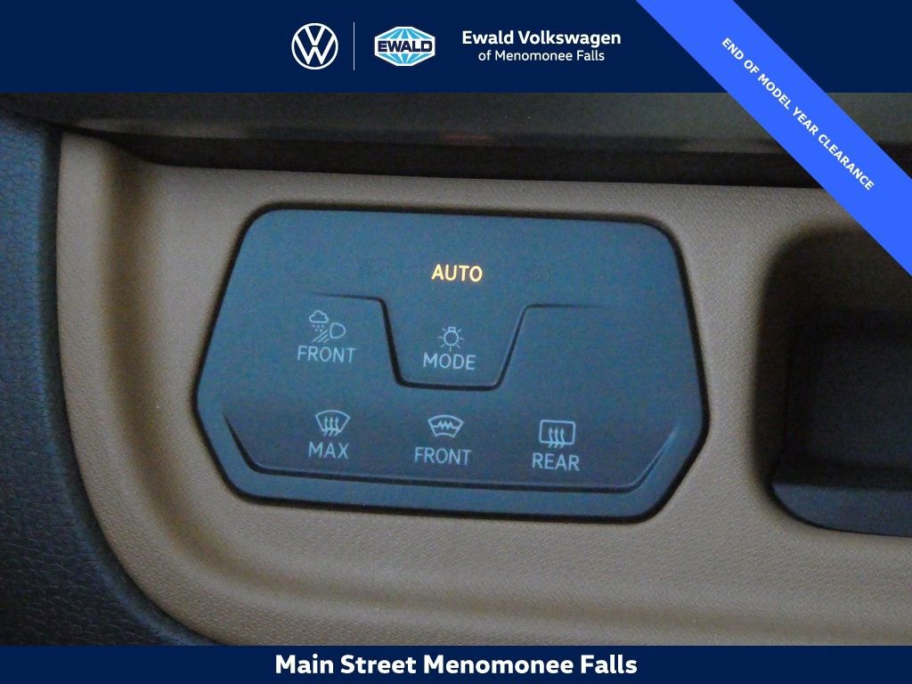 New 2025 Volkswagen ID. Buzz Pro S Plus AWD/4WD image 14