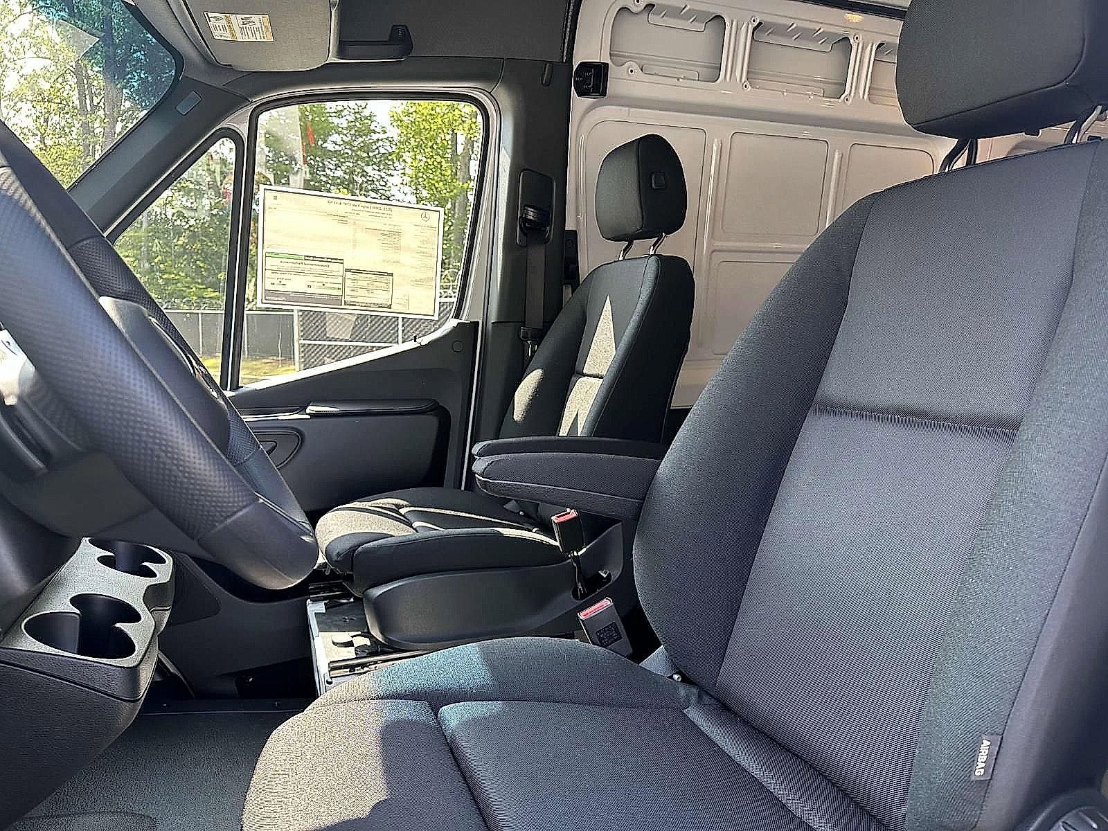 New 2025 Mercedes-Benz Sprinter 2500 image 11