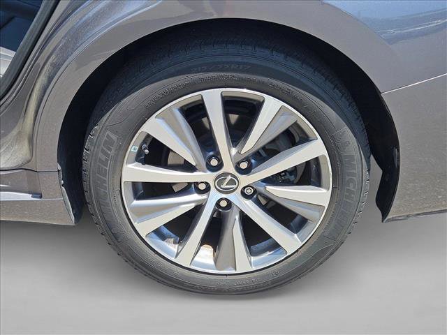 Used 2020 Lexus ES 300h w/ Premium Package FWD image 20