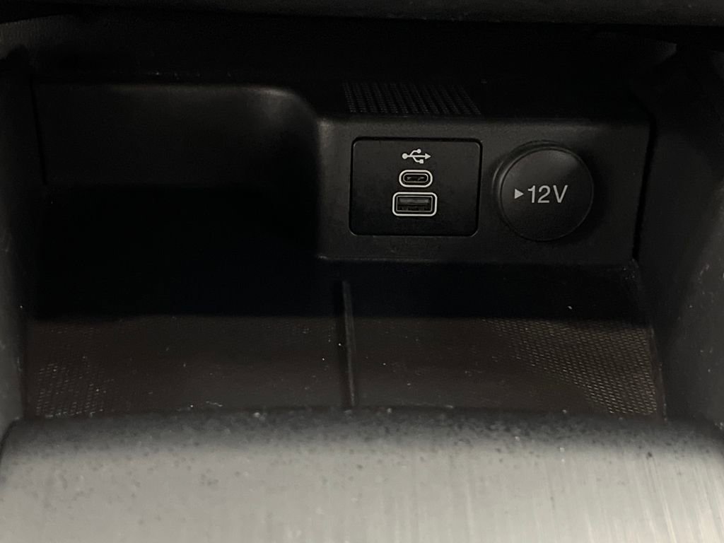 Used 2025 Ford Escape ST-Line image 45