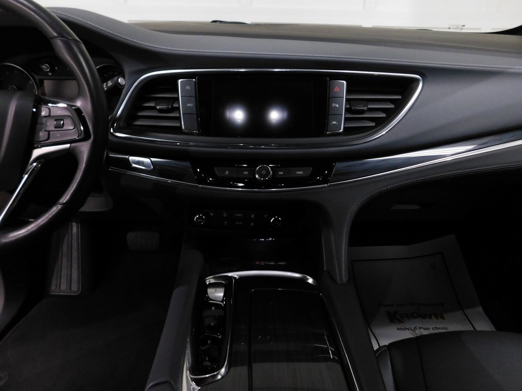 Used 2024 Buick Enclave Essence image 37