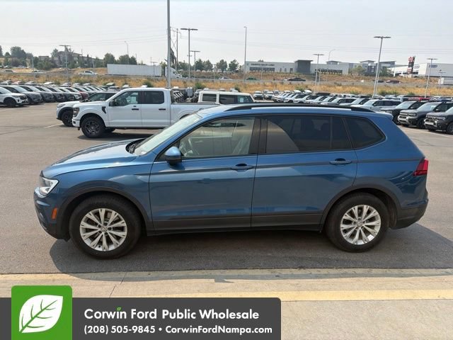 Used 2018 Volkswagen Tiguan S w/ 3rd Row Seat Package AWD/4WD image 4