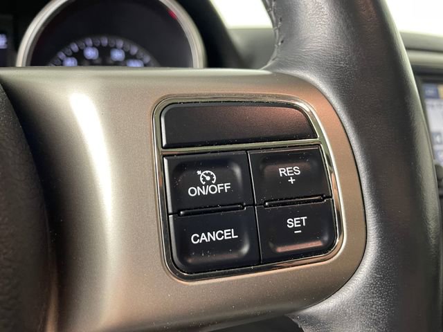 Used 2011 Jeep Grand Cherokee Limited w/ Luxury Group II AWD/4WD image 10