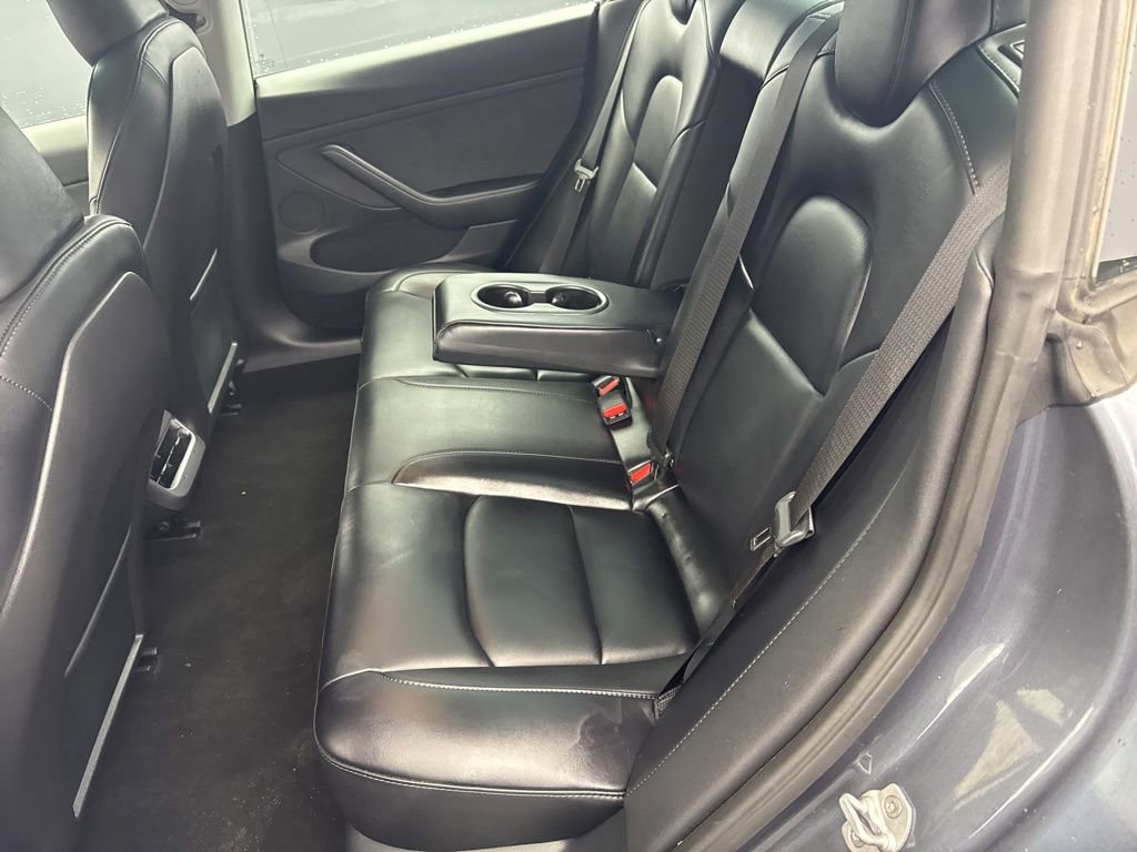 Used 2023 Tesla Model 3 Standard Range image 28