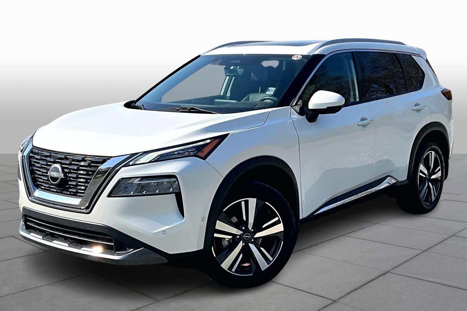 Used 2023 Nissan Rogue SL w/ SL Premium Package