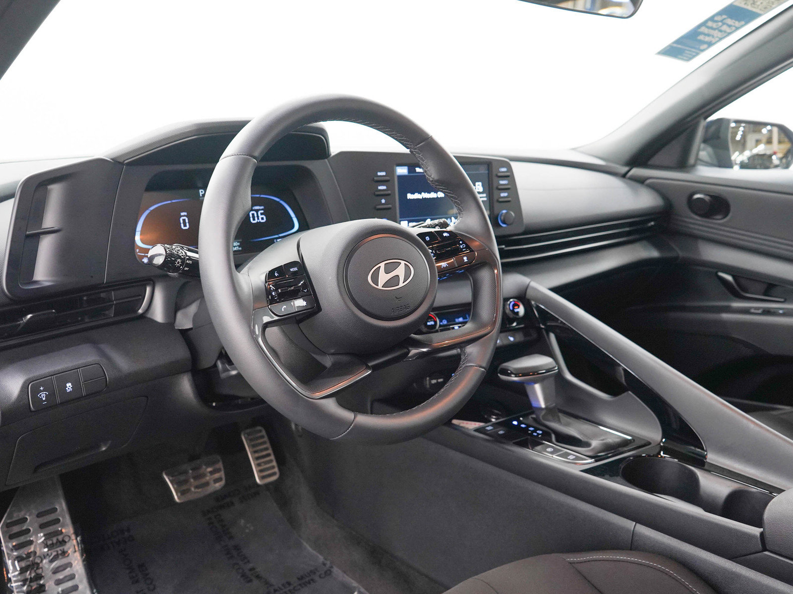 Used 2026 Hyundai Elantra SEL Sport Premium FWD image 22
