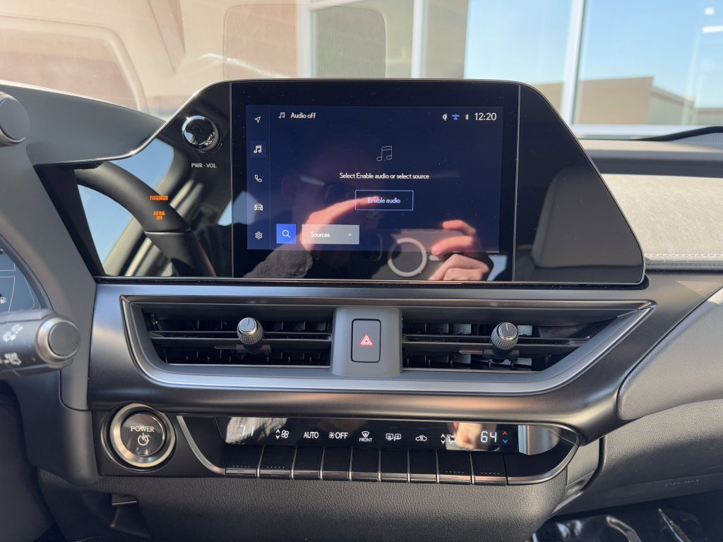 Used 2024 Lexus UX 250h F Sport image 22