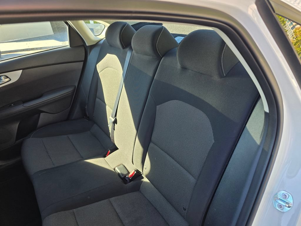 Certified 2024 Kia Forte LXS w/ LXS Technology Package FWD image 17