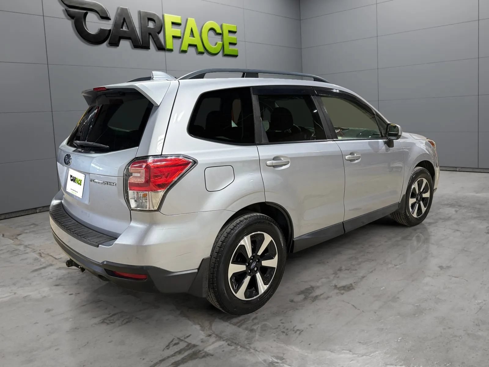 Used 2018 Subaru Forester 2.5i Premium w/ All-Weather Package AWD/4WD image 12