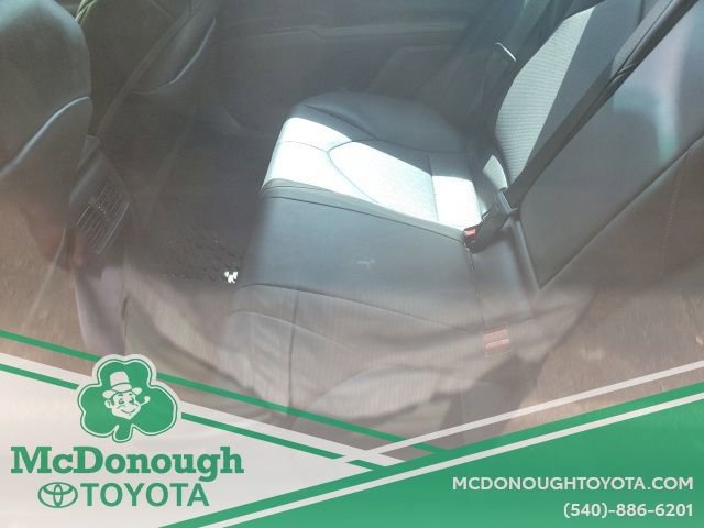 Used 2020 Toyota Camry XSE FWD image 11