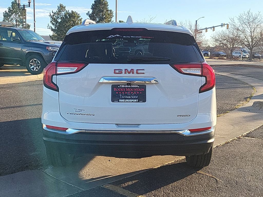 Used 2022 GMC Terrain SLT AWD/4WD image 6