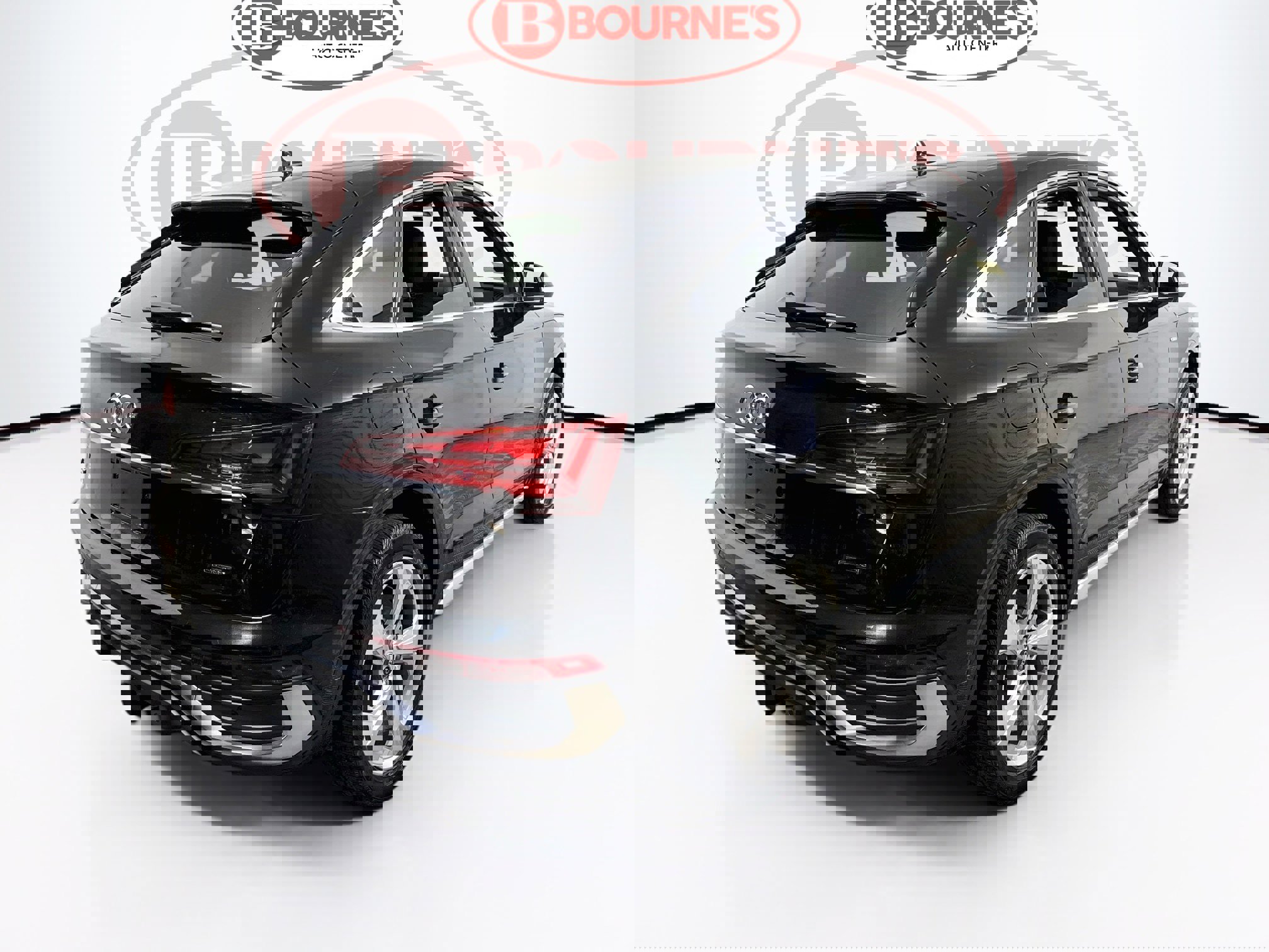 Used 2023 Audi Q5 2.0T Prestige w/ Prestige Package AWD/4WD image 12