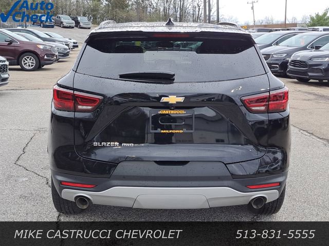 Used 2023 Chevrolet Blazer LT image 4