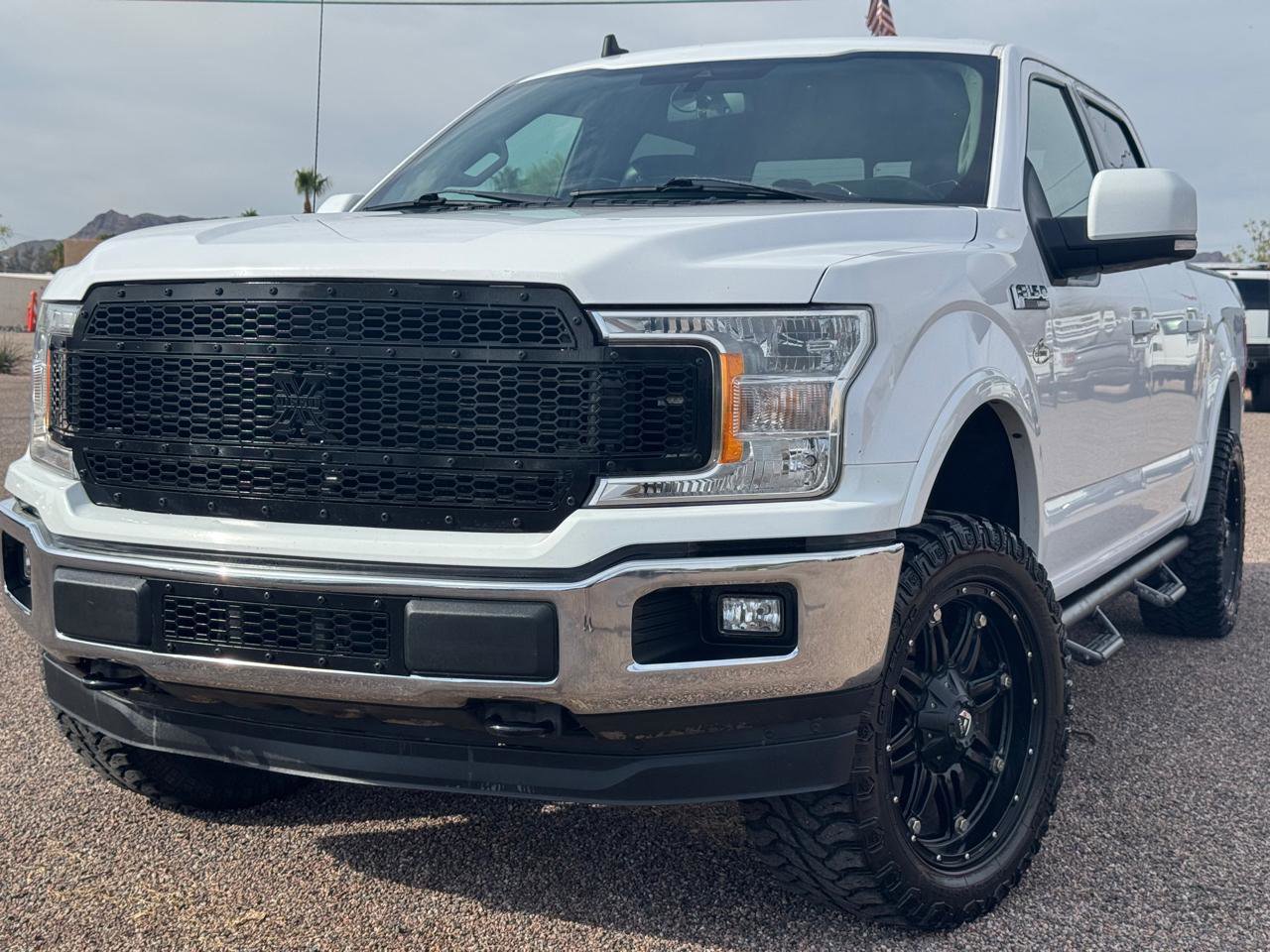 Used 2019 Ford F150 Lariat image 2