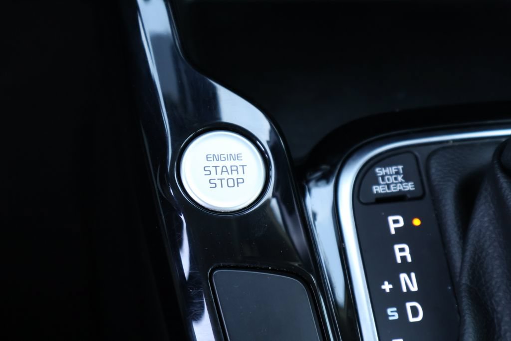 Used 2023 Kia Soul GT-Line FWD image 7